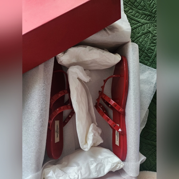 Rockstud Jelly Sandals - Picture 11 of 13